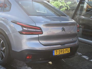 Citroën ë-C4 X